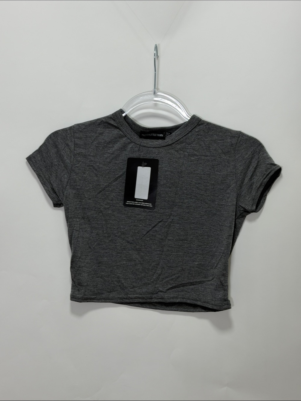PrettyLittleThing Charcoal Gray Crop Tee